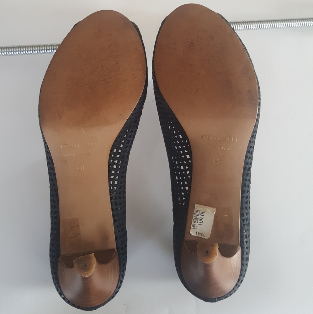 Minelli/Perforated Heels - Picture 3 of 5